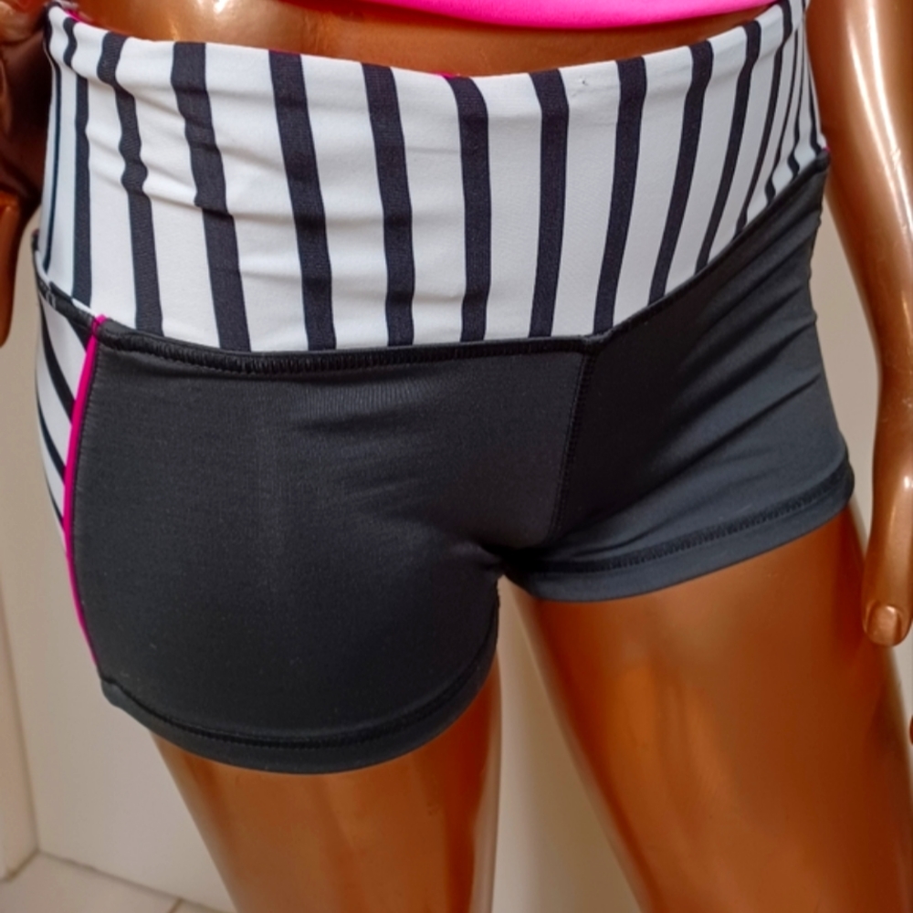 Like New Gianni Bini Triathlon Shorts